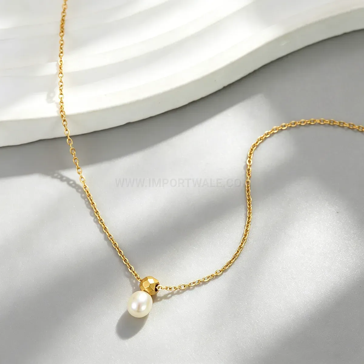 Chic Luxe Pearl Accent Stainless Steel O-Chain Necklace