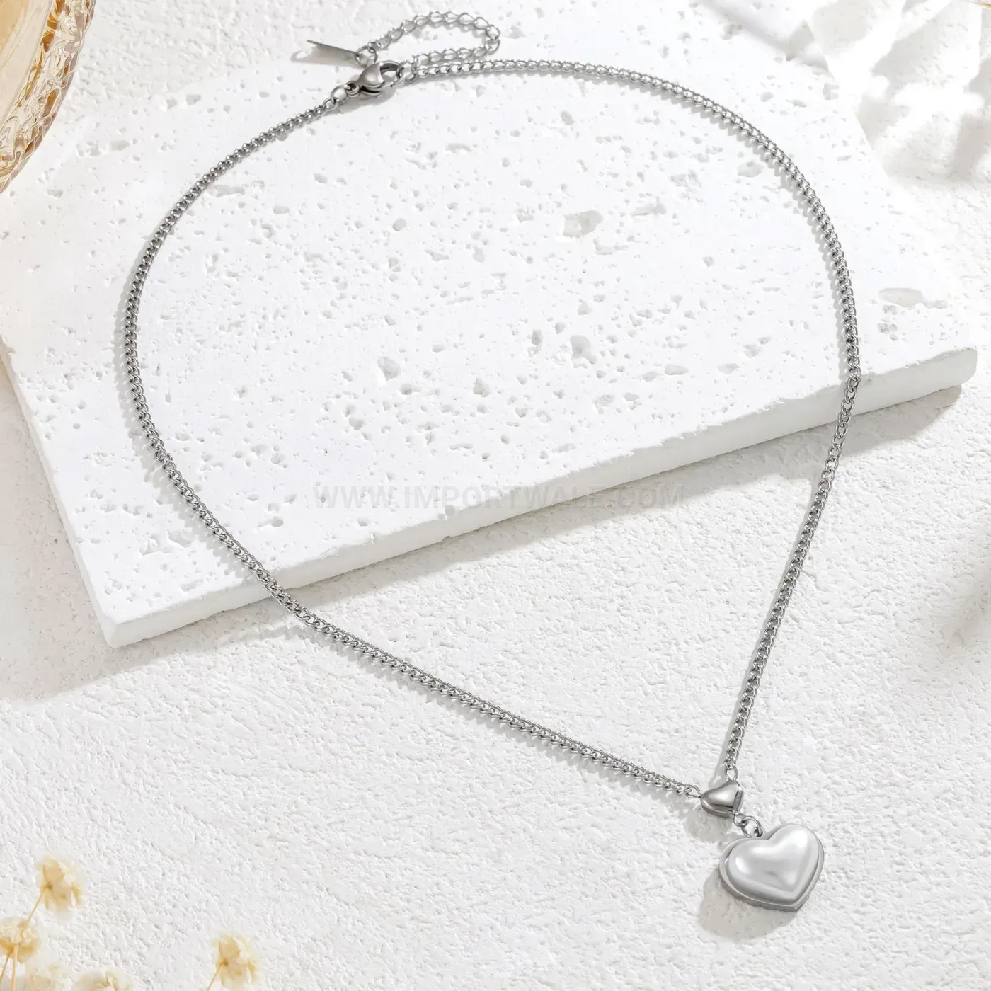 Stainless Steel Faux Pearl Heart Pendant Chain Necklace