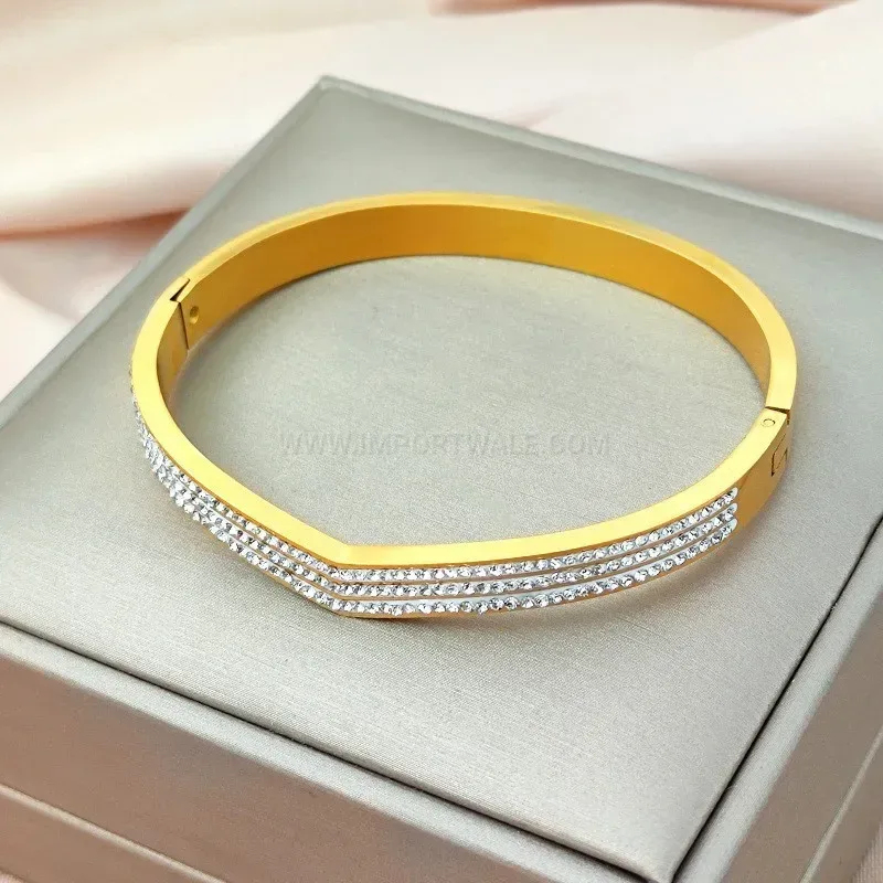 Fashion Triple Row Rhinestone V Shaped Titanium Steel Bangle