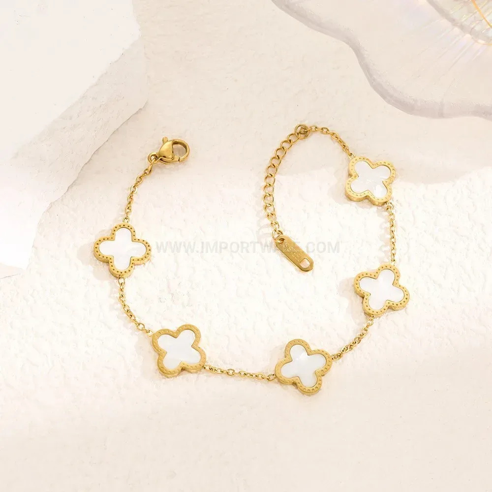 Lucky Four-Leaf Clover Shell Gold Plated Stainless Steel Bracelet