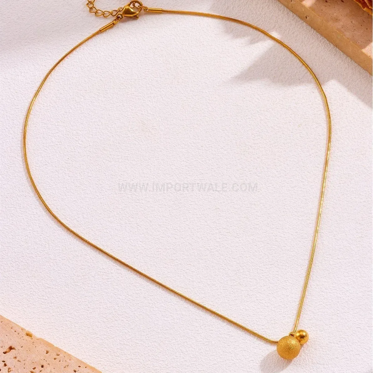 Elegant Gold Stainless Steel Frosted Sphere Pendant Clavicle Chain Necklace