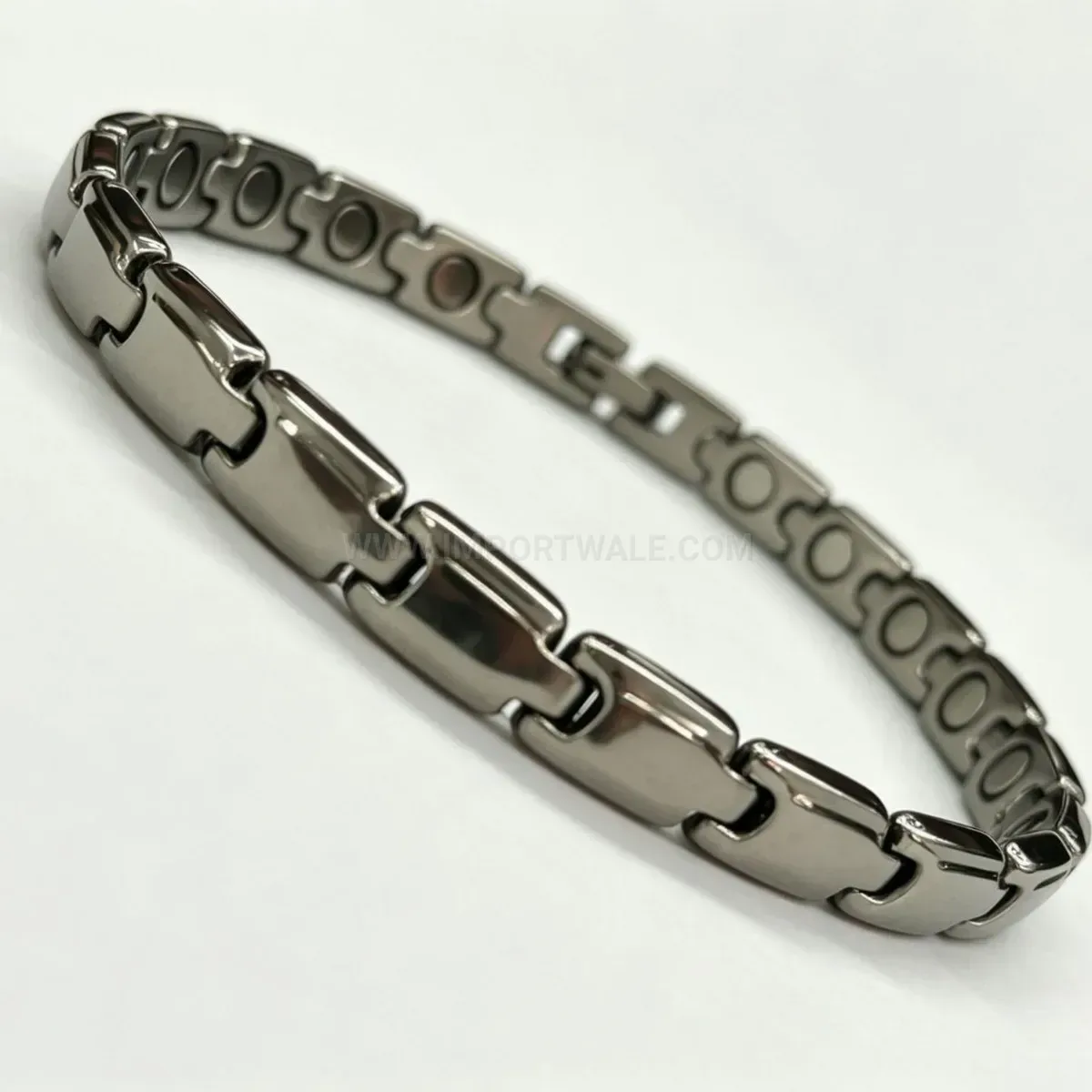 Stylish Minimalist Titanium Steel Magnetic Link Band Bracelet