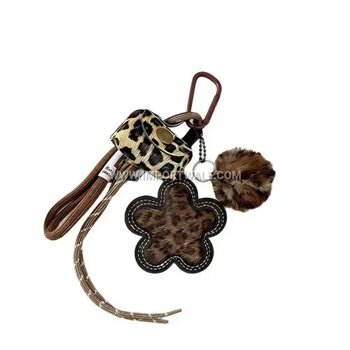 Leopard Print Leather Heart Pendant Bag Creative Key chains