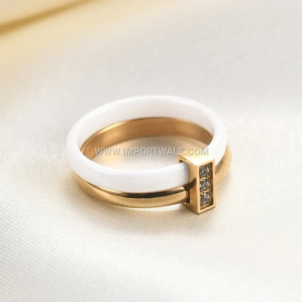 Smooth Spliced Cubic Zirconia Ceramic Ring
