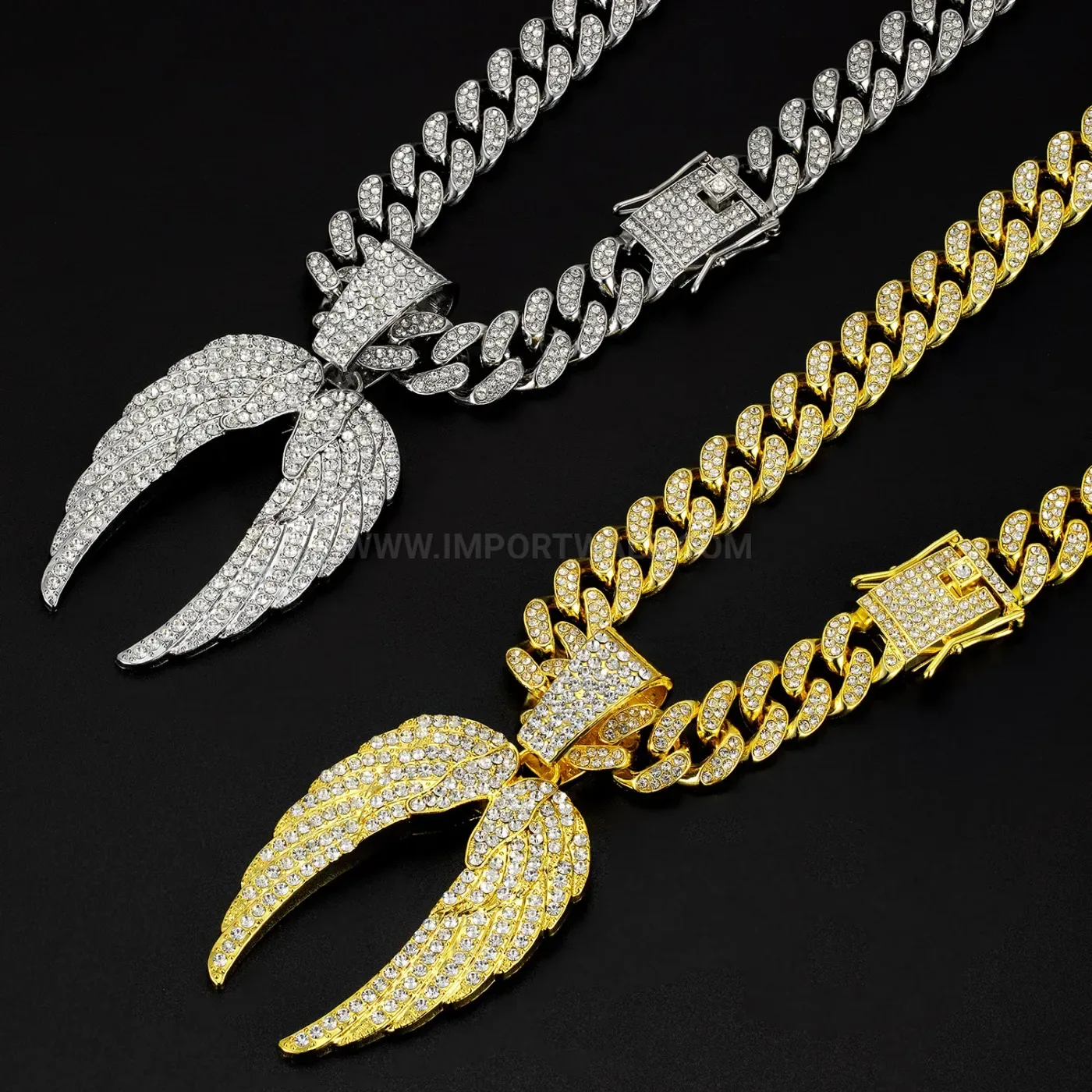 Full Rhinestone Paved Wings Hip Hop Pendant