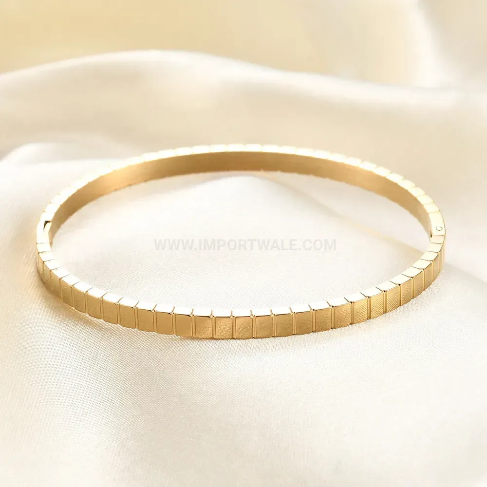 Bold Sleek 304 Stainless Steel Round Bangle Bracelet