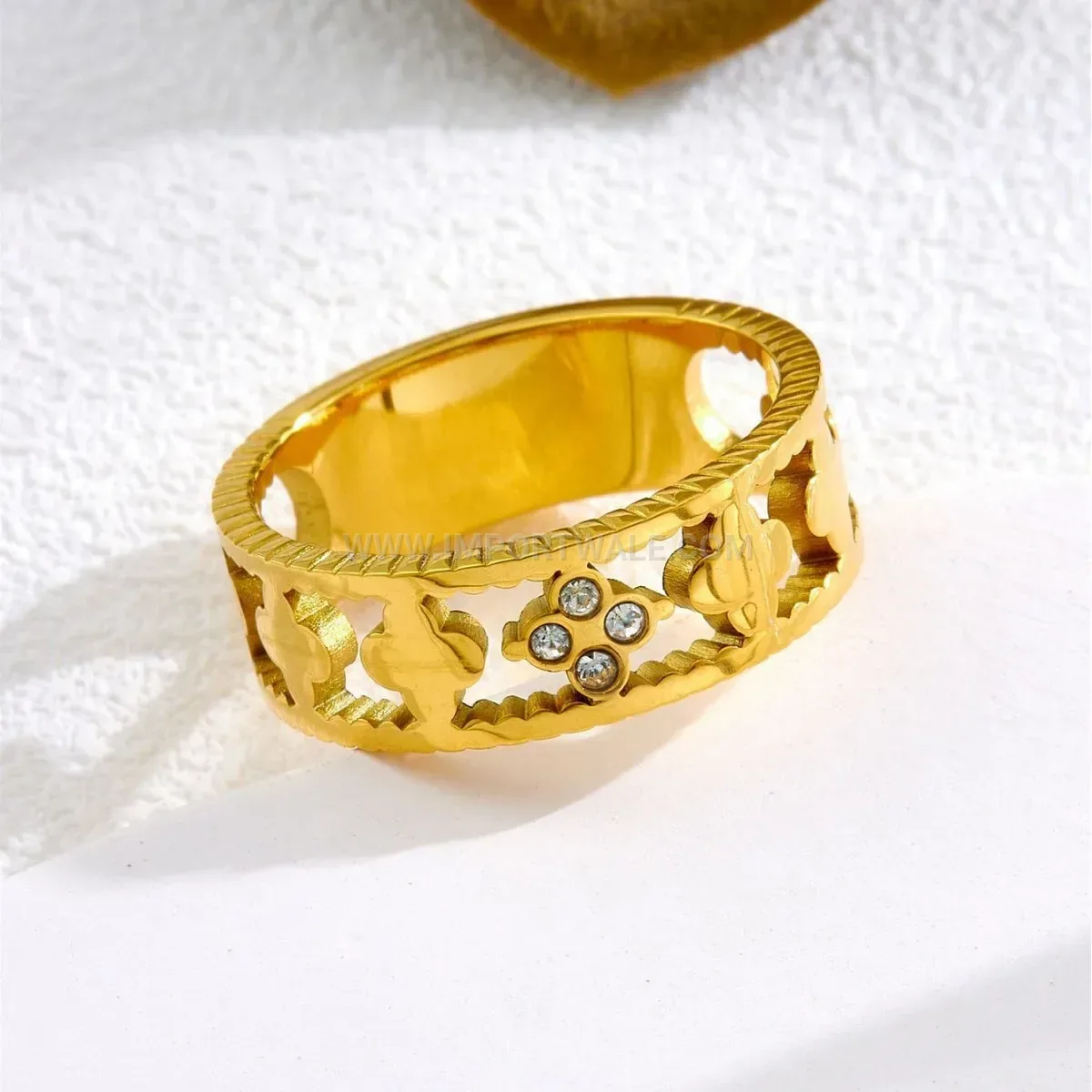 Gold Titanium Steel Floral Cubic Zirconia Hollow Four Leaf Clover Ring