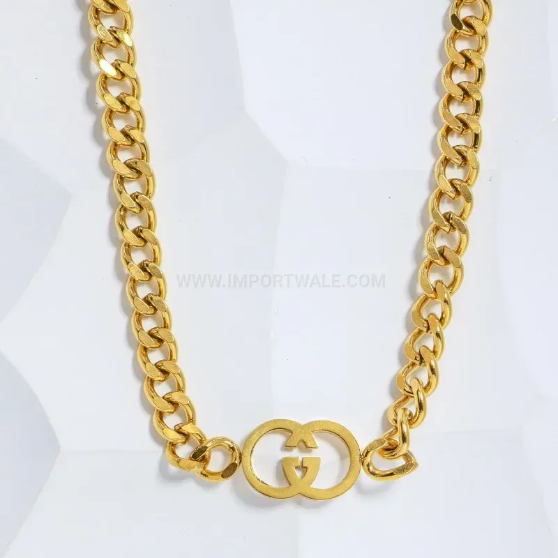 Classic Titanium Steel Heart Clavicle Chain Necklace With Gold Accent