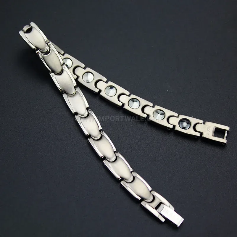 Classic Sleek Geometric Pure Titanium Bio Magnetic Link Bracelet