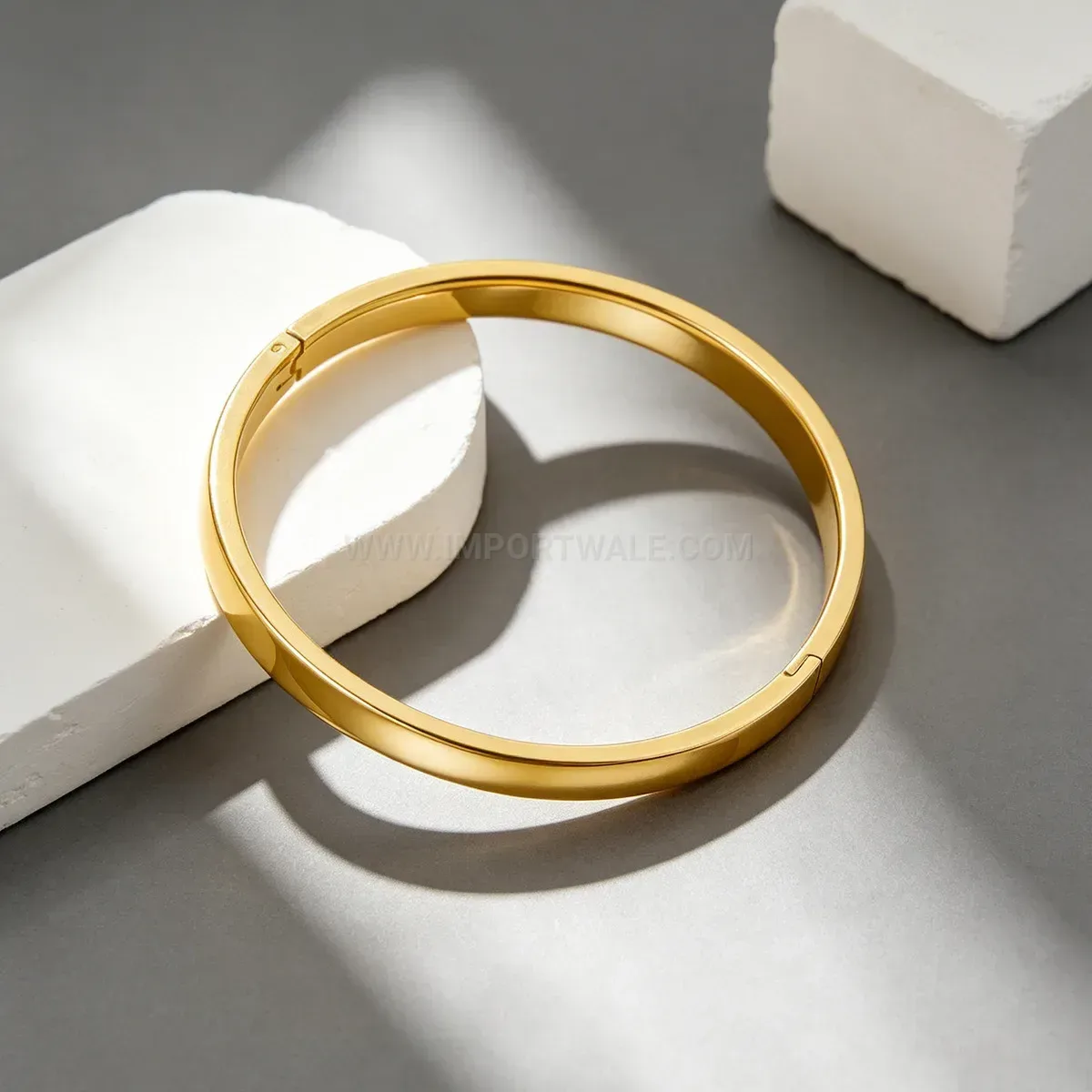 Mirror-Polish Stainless Steel Minimalist Clasp Bangle