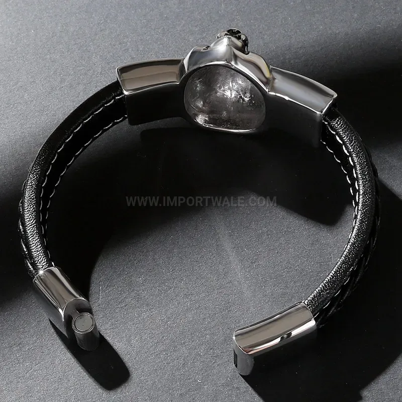 Classic Handcrafted Lion Emblem Leather and Stainless Steel Bracelet