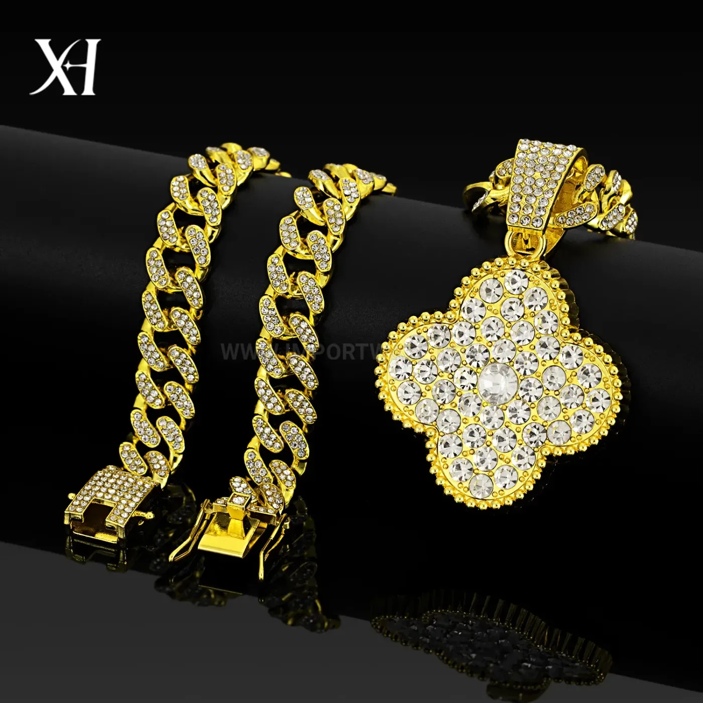 Rhinestone Four-Leaf Clover Alloy Hip Hop Pendant