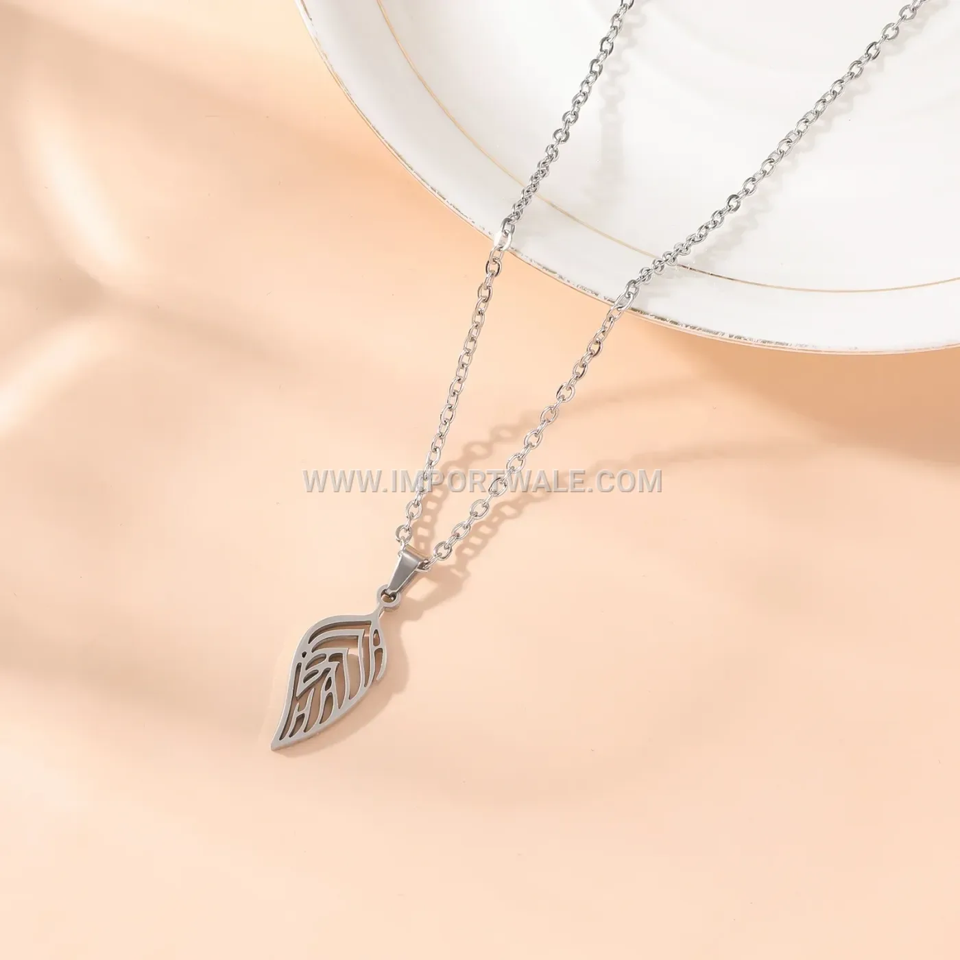 Dainty Leaf Carved Stainless Steel Clavicle Pendant Necklace