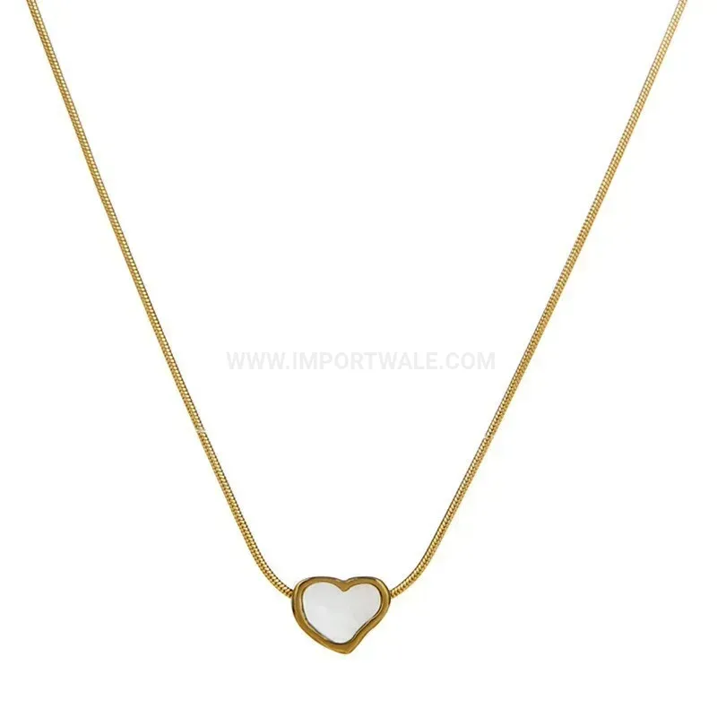 Elegant Delicate Heart Mother of Pearl Gold Plated Titanium Steel Necklace