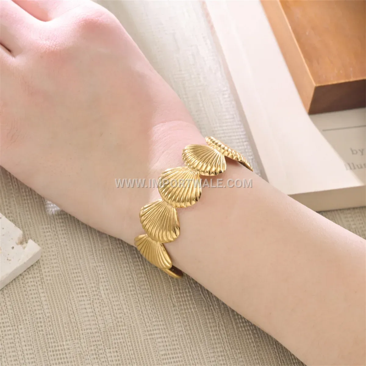 Pressed Shell Pattern Stainless Steel C-Shape Bangle