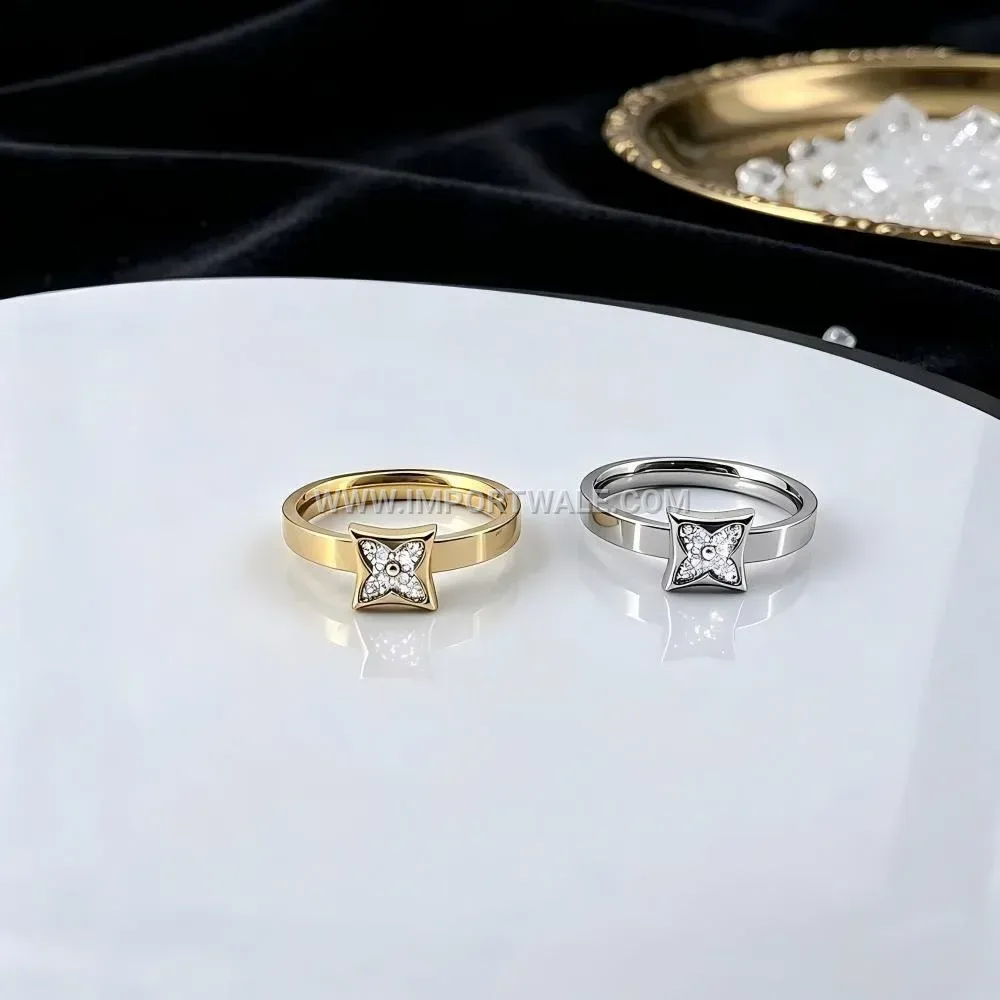 Hollow Four Leaf Clover Stainless Steel Zircon Ring