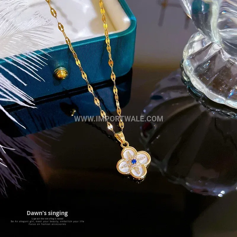 Minimalist 18K Gold Plated Collarbone Pendant Necklace