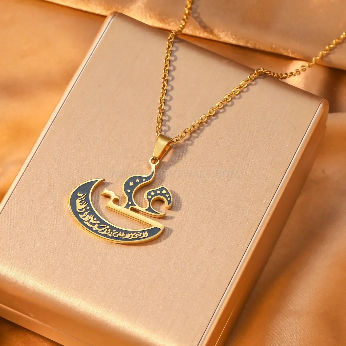 Stainless Steel Crescent Moon Arabic Calligraphy Pendant Necklace