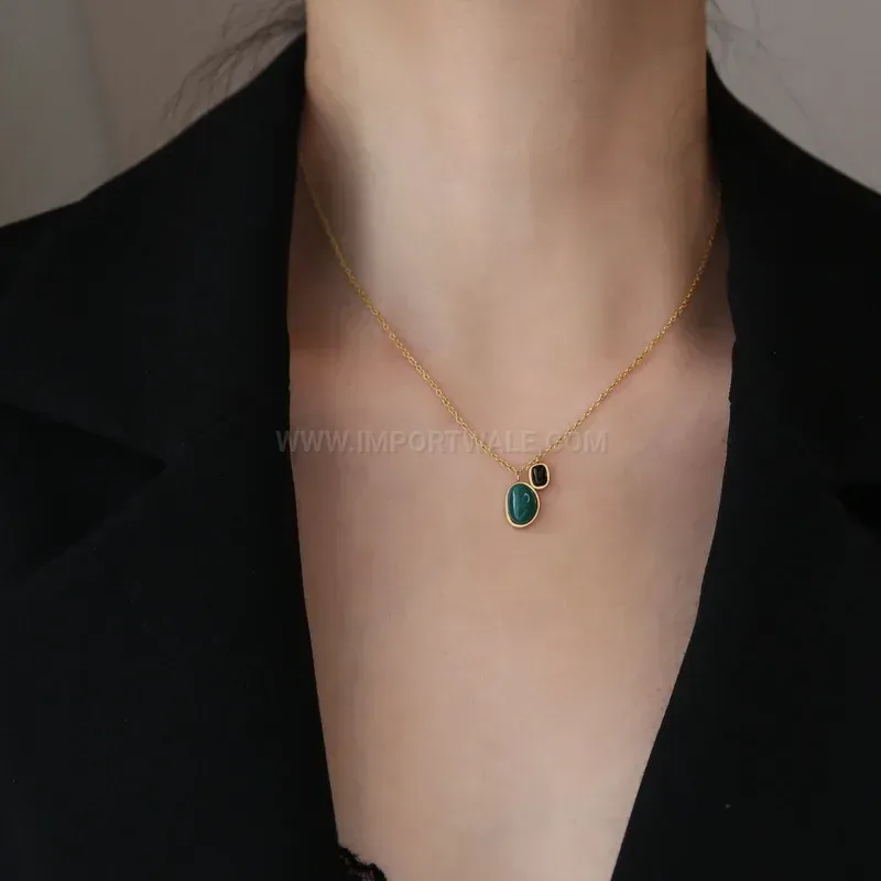 Designer Titanium Steel Green Black Agate Pendant Jewelry Set