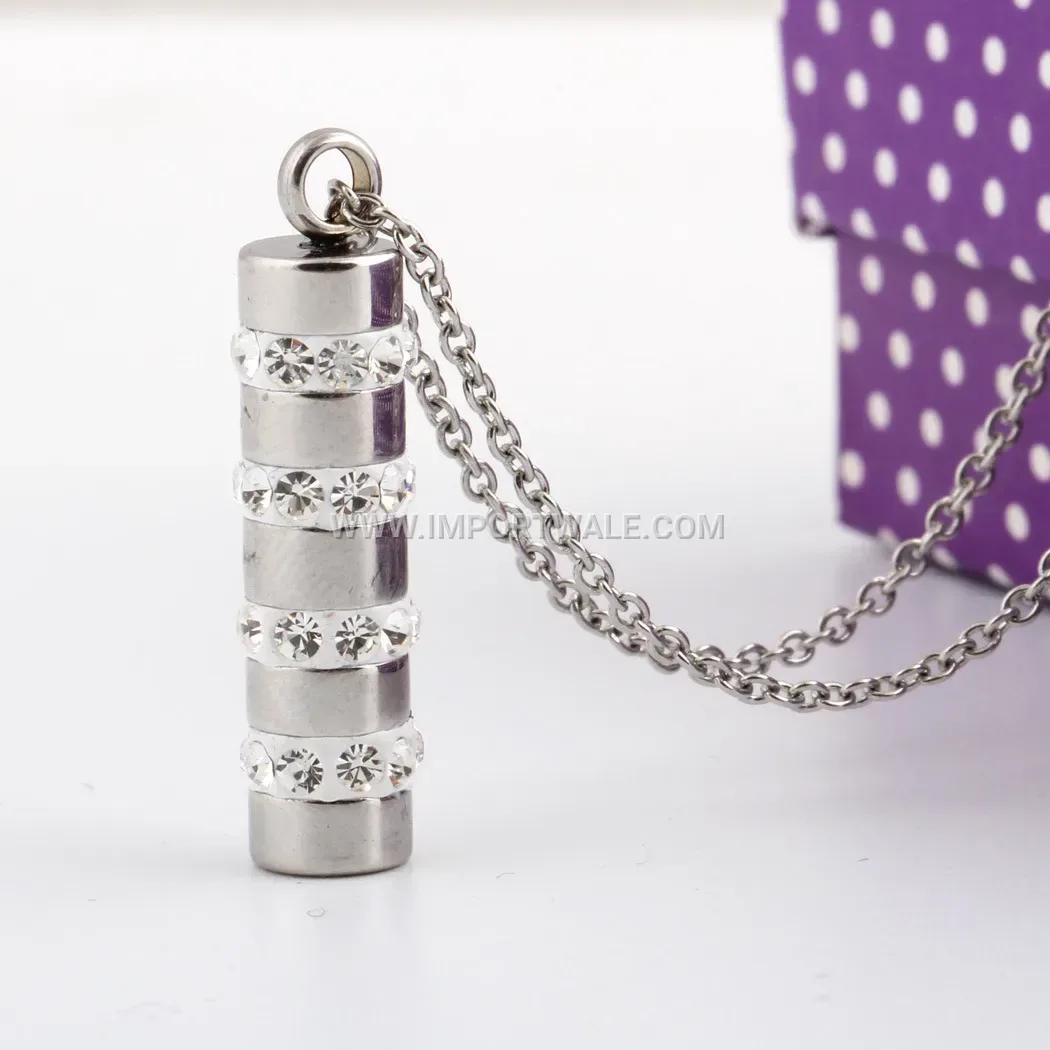 Rhinestone Circular Pendant Titanium Steel Chain Necklace
