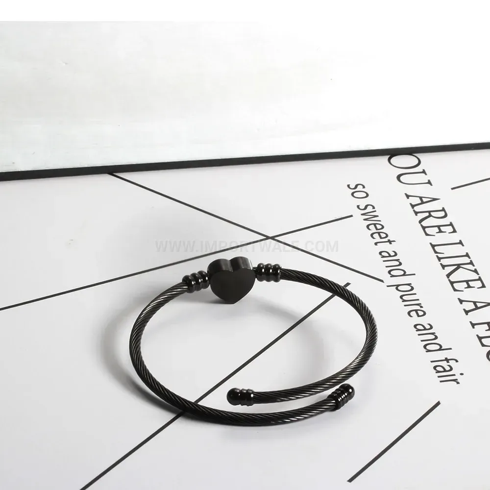 Chic Engraved Initial Black Heart Cable Wire Stainless Steel Bangle