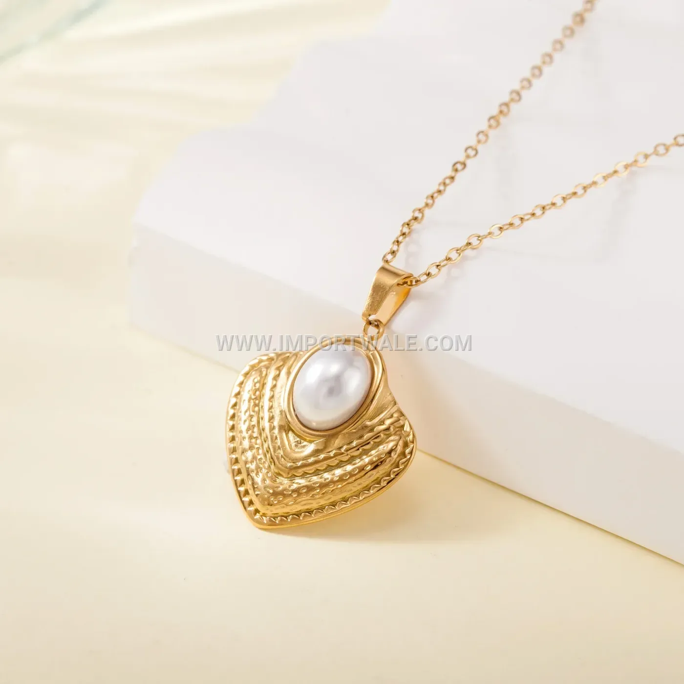 Gold Plated Stainless Steel Pendant Necklace with Cultured Pearl