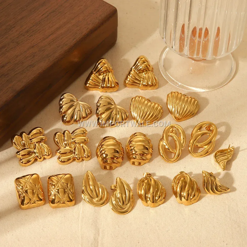 Embossed 18K Gold Plated Titanium Steel Molded Stud Earrings
