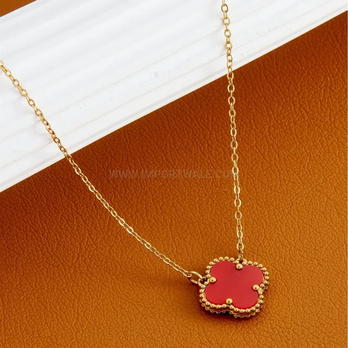 Trendy Titanium Steel Four-Leaf Clover Shell Pendant Necklace