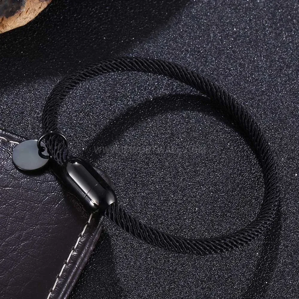 Single-Strand Leather Stainless Steel Magnetic Clasp Bracelet