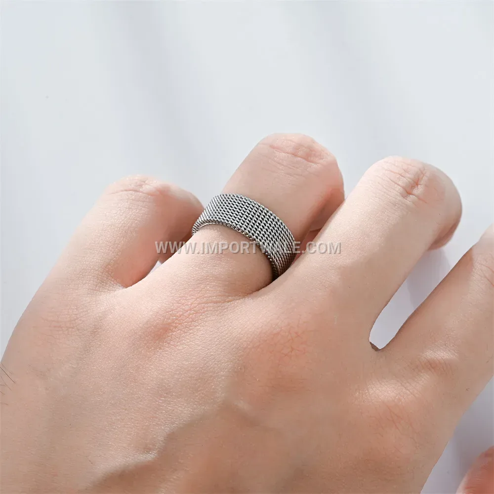 Textured Mesh Lattice Pattern Stainless Steel Band Ring