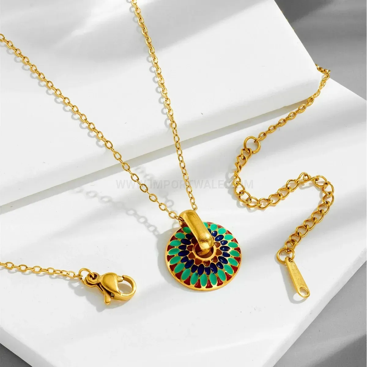 Fashion Enameled Geometric Titanium Steel Necklace and Earring Set in Gold