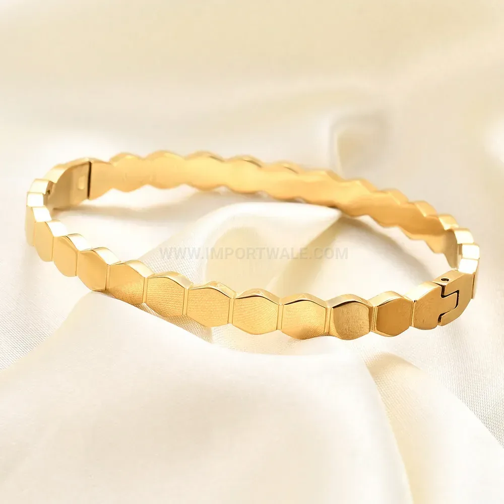 Fashion Geometric Stainless Steel Honeycomb Hinged Bangle