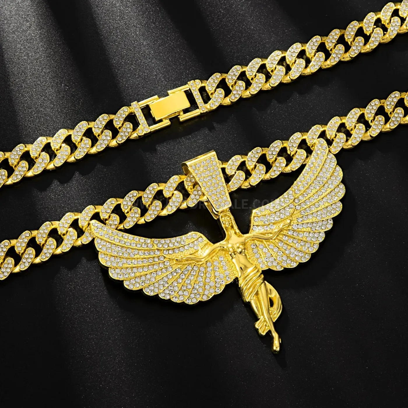 Iced Out Angel Zinc Alloy Hip Hop Pendant Necklace