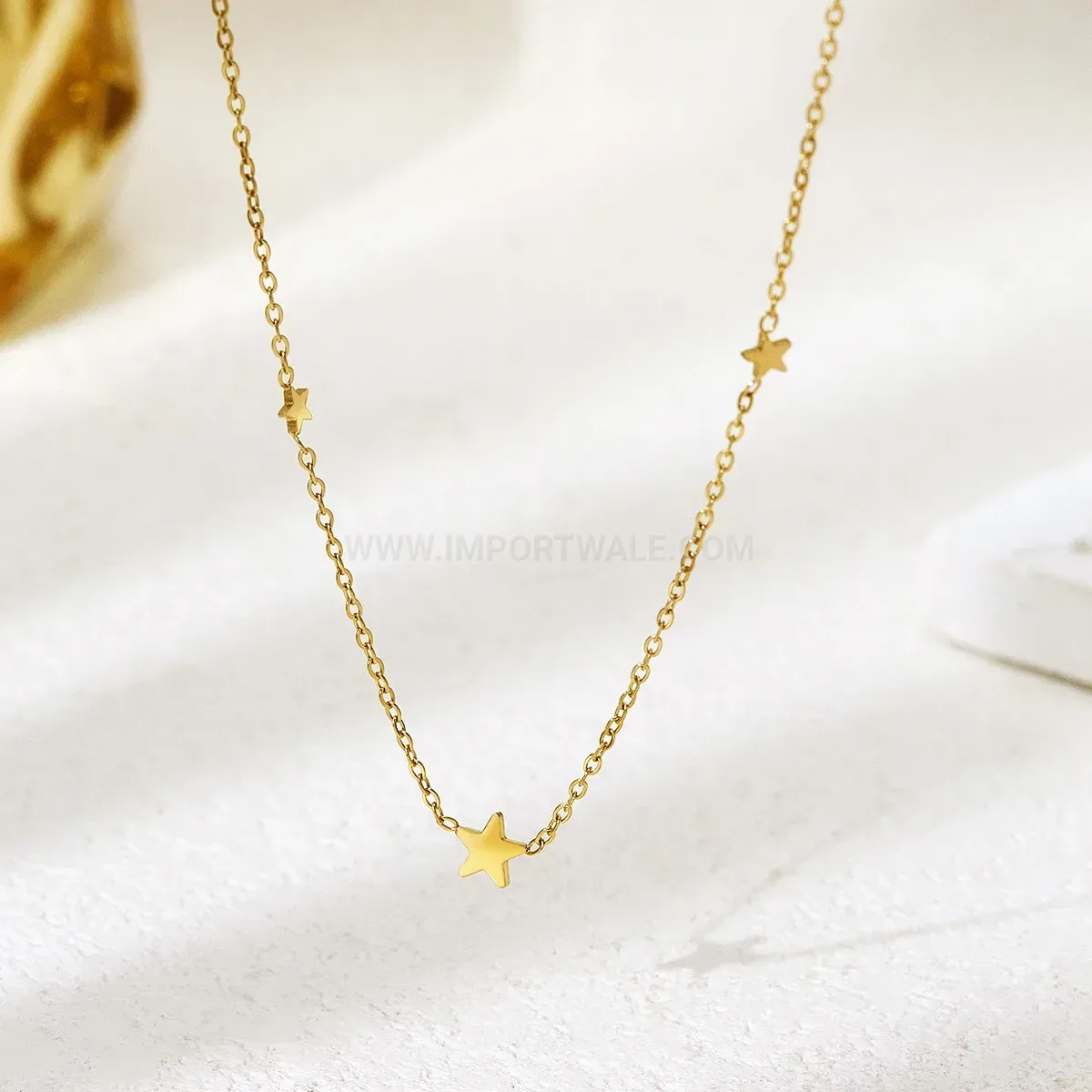 Designer Delicate Gold Stainless Steel Chain Charm Necklace with Stars
