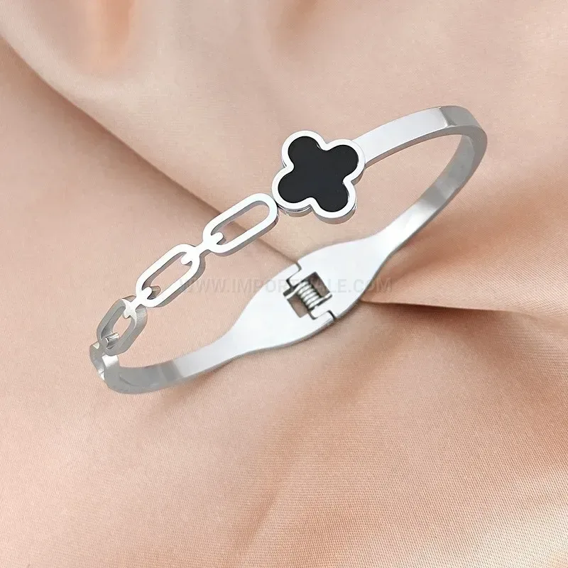 Modern Mother of Pearl Four Leaf Clover Stainless Steel Bangle