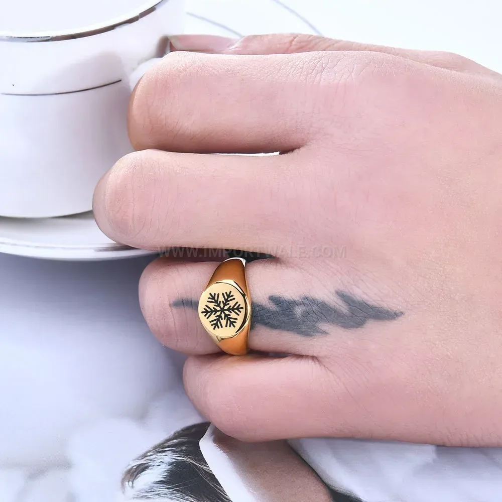 Chic Laser Engraved Snowflake Stainless Steel Round Signet Ring