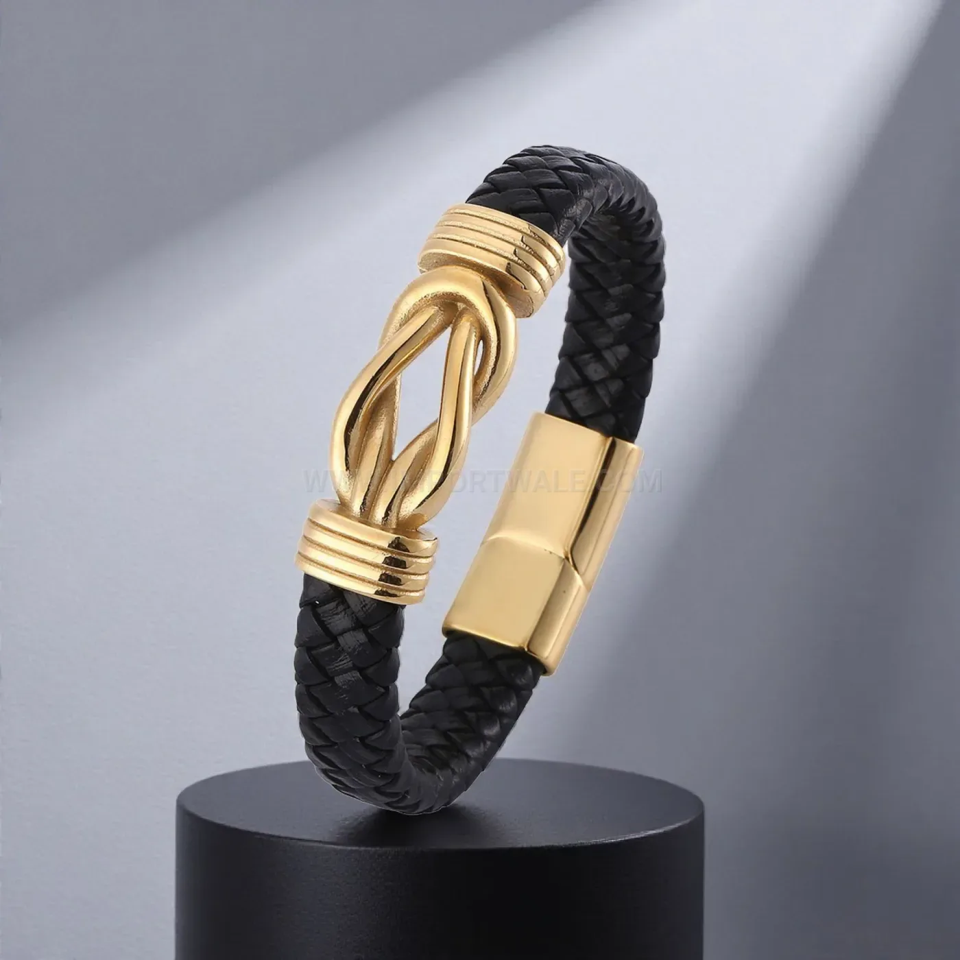 Double-Ring Interlocking Leather Bracelet with Gold-Plated Magnetic Clasp