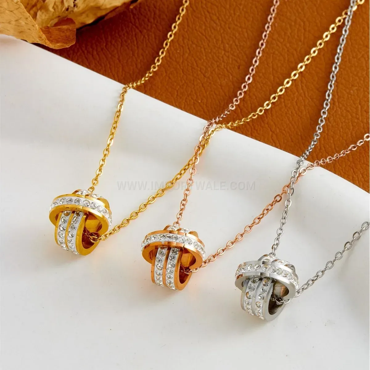 Fashion Pave Interlocking Double Ring Titanium Steel Pendant Necklace