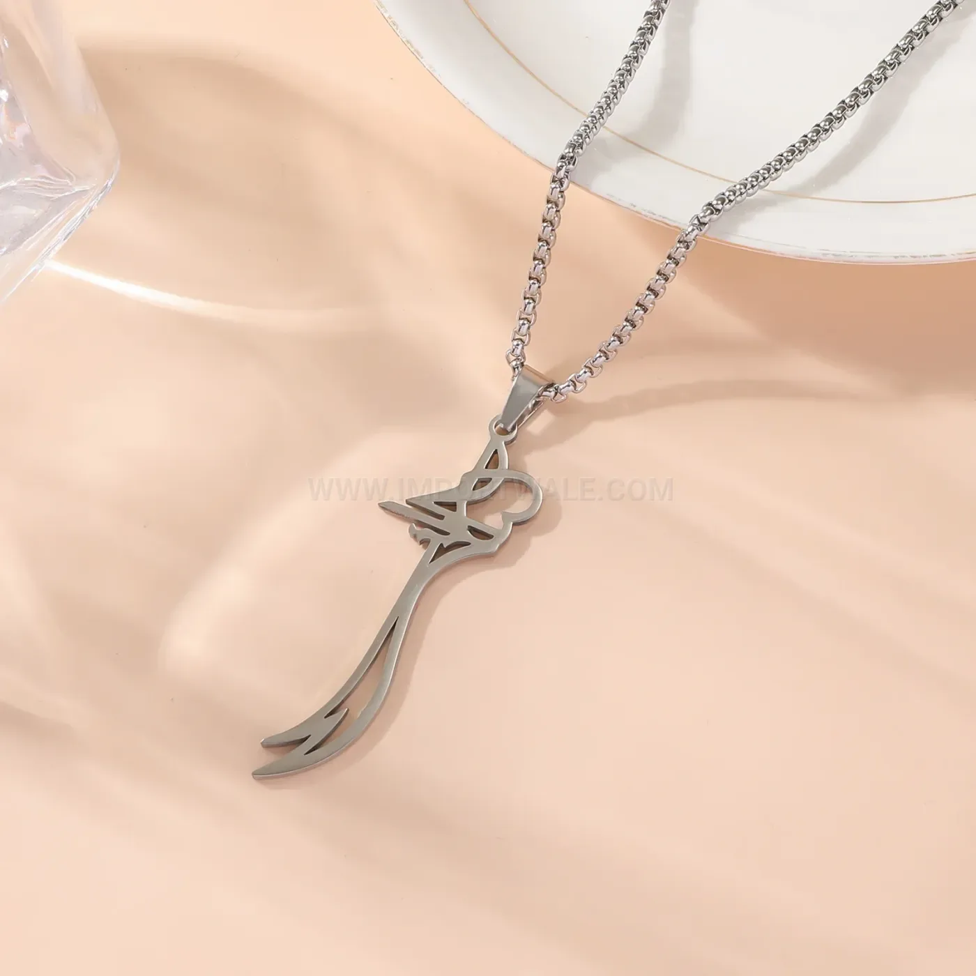 Elegant Minimalist Stainless Steel Scimitar Sword Pendant Necklace