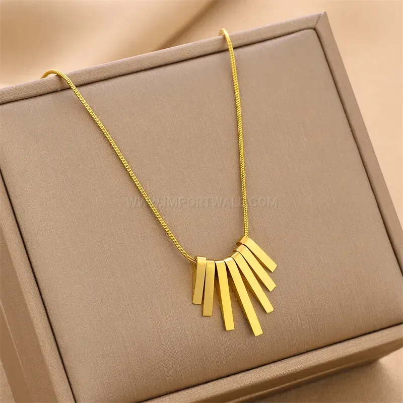 Asymmetrical Bar Snake Chain Gold Titanium Steel Necklace