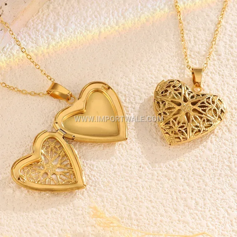 Vintage Engraved Stainless Steel Heart Locket Pendant Necklace