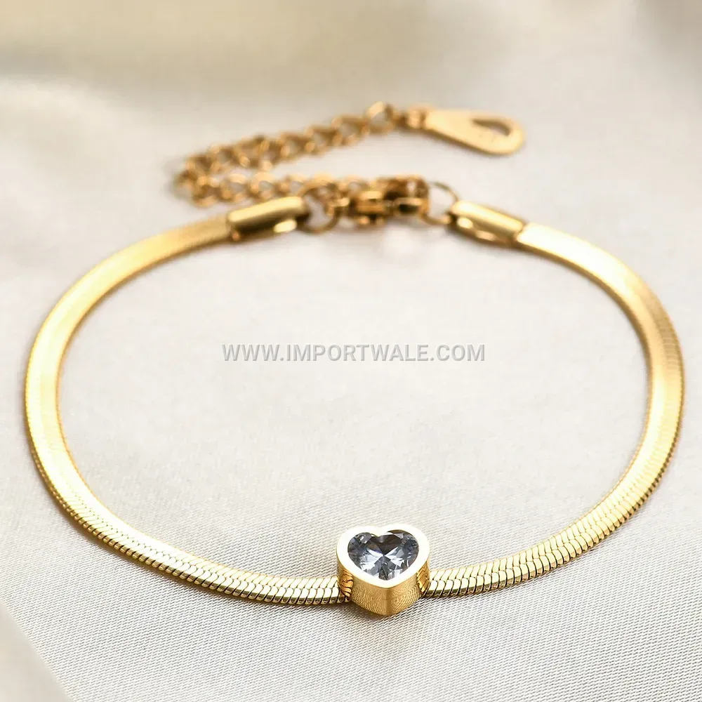Stainless Steel Blade Chain Bracelet with Heart Cubic Zirconia