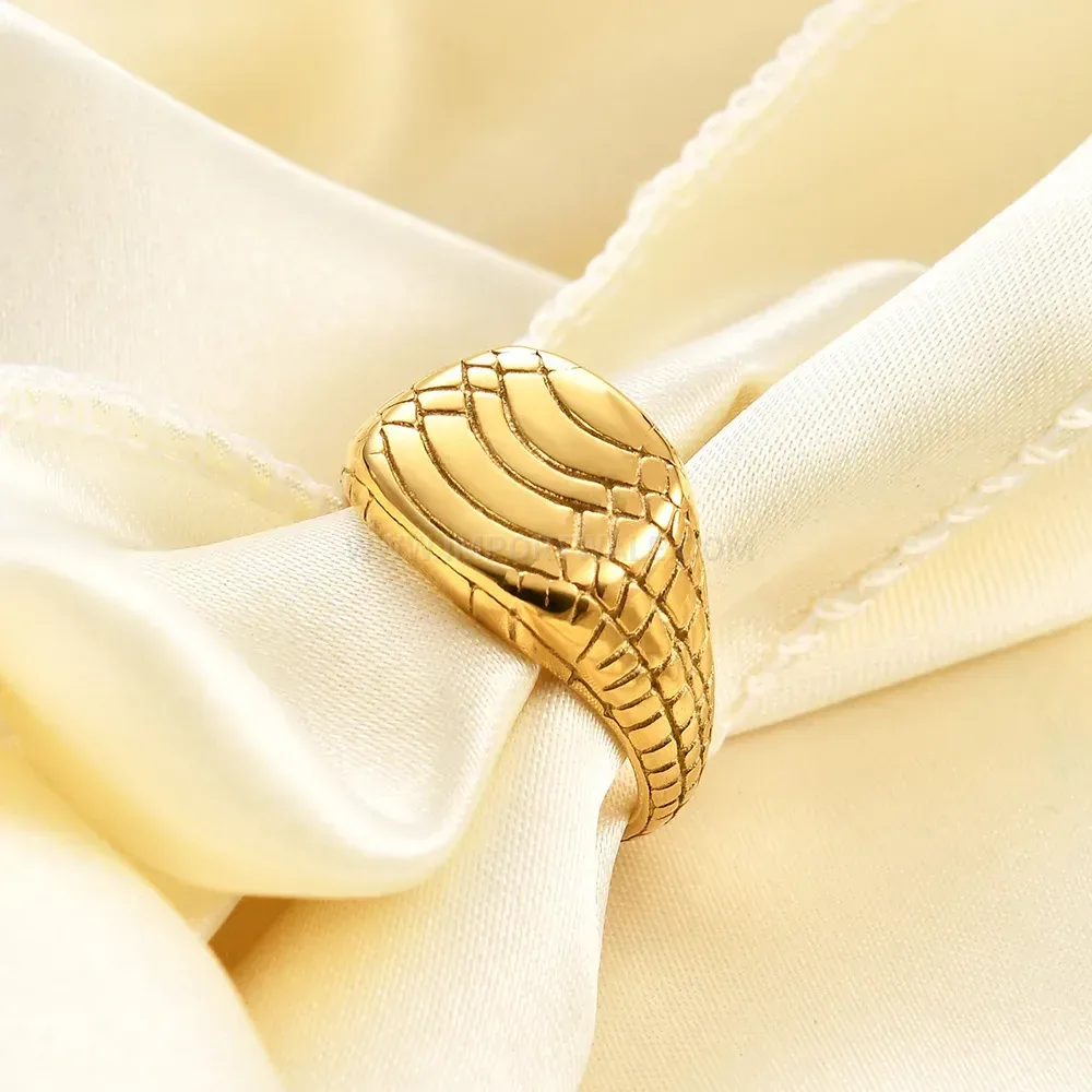 Designer Textured Snake Pattern Stainless Steel Signet Ring