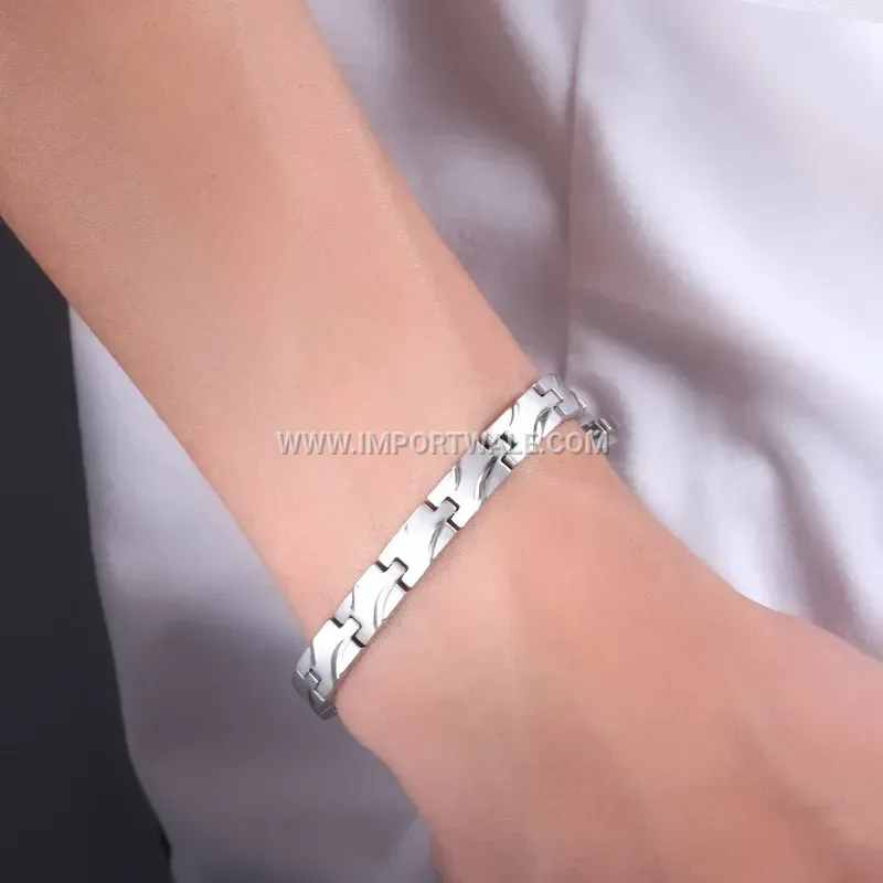 Seven Millimeter Wide Striped Magnetic Titanium Steel Link Bracelet