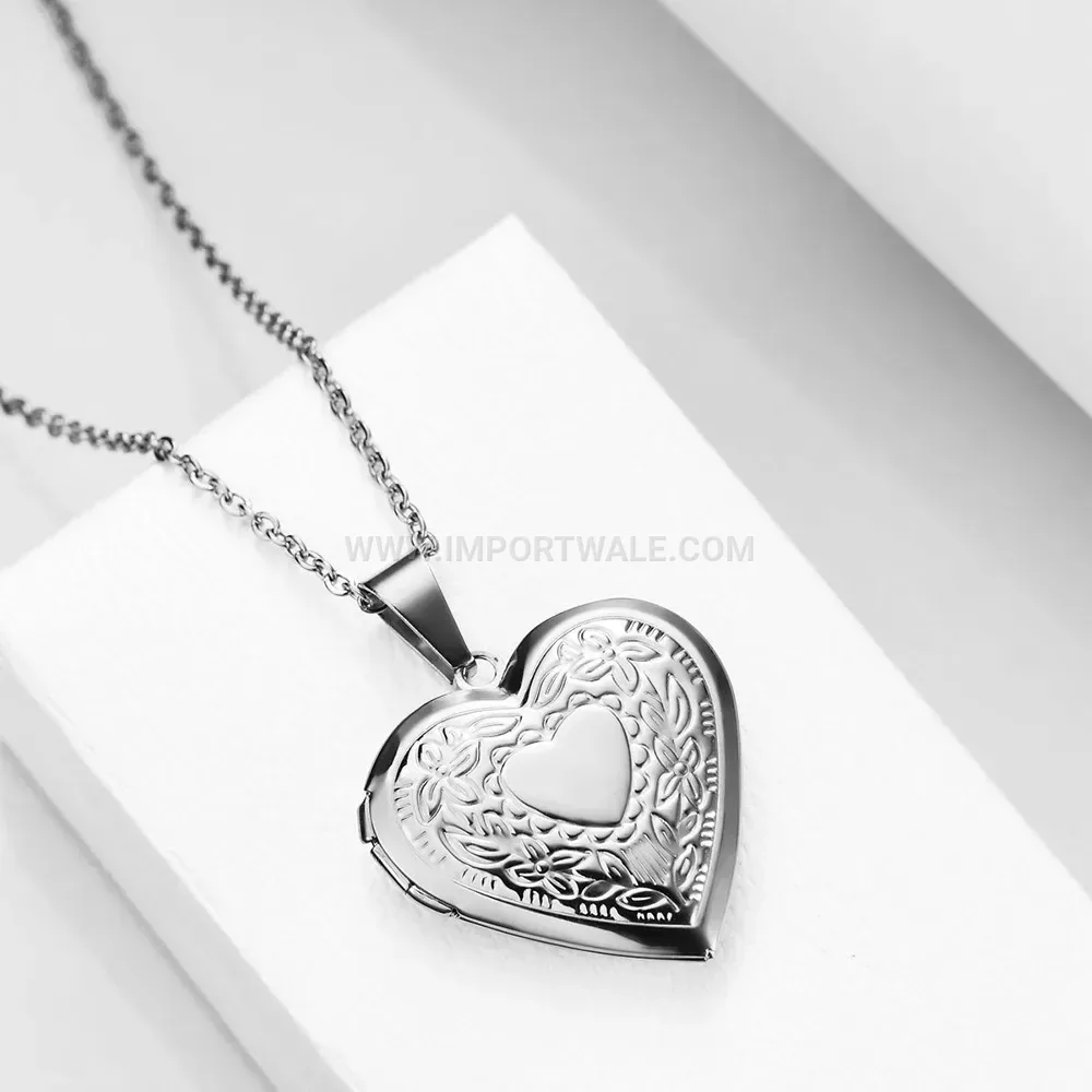 Patterned Heart Stainless Steel Openable Locket Pendant Necklace