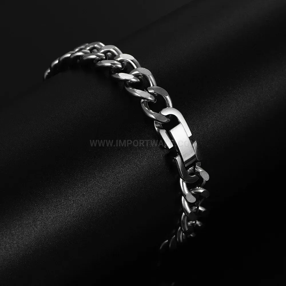 Vintage Eight Millimeter Stainless Steel Cuban Link Men Chain Bracelet
