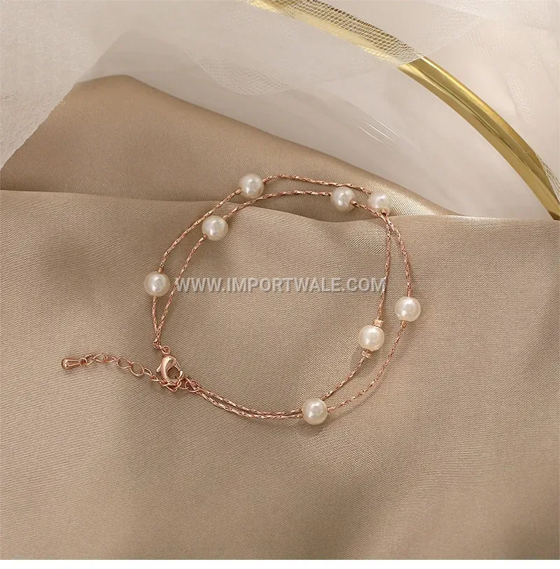 Checkered Patterned PU Leather Bangle with Clasp