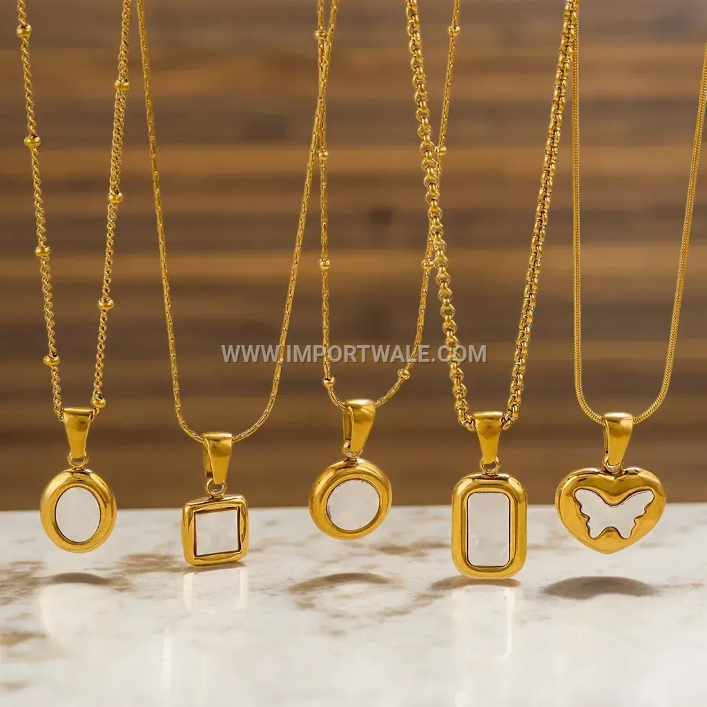 Gold Plated Stainless Steel Shell Pendant Link Chain Necklace