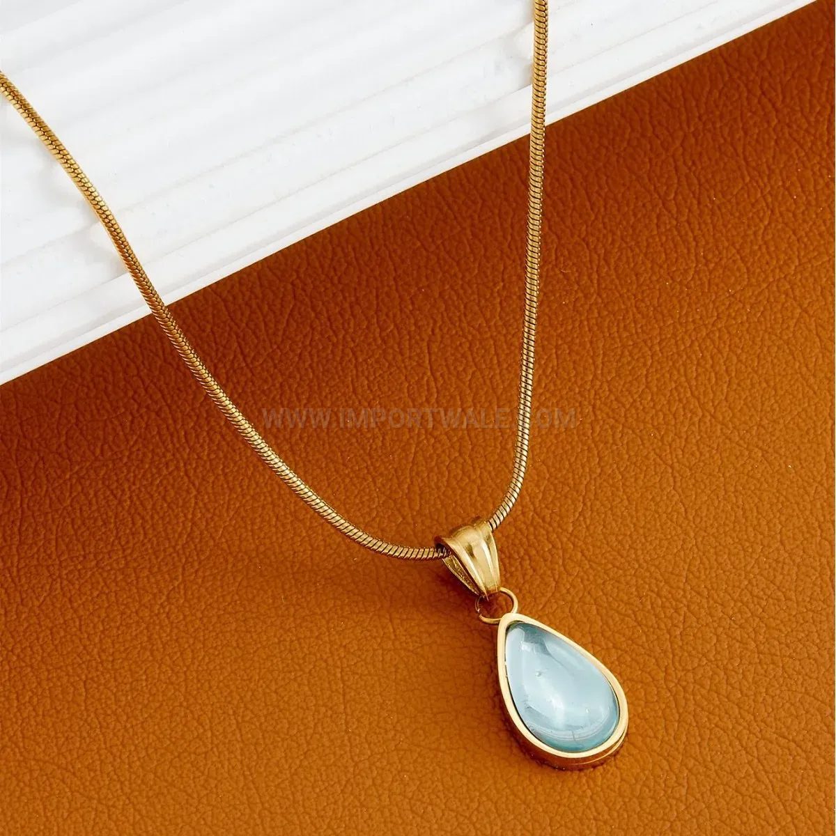 Vintage French Style Teardrop Pendant Titanium Steel Collar Necklace