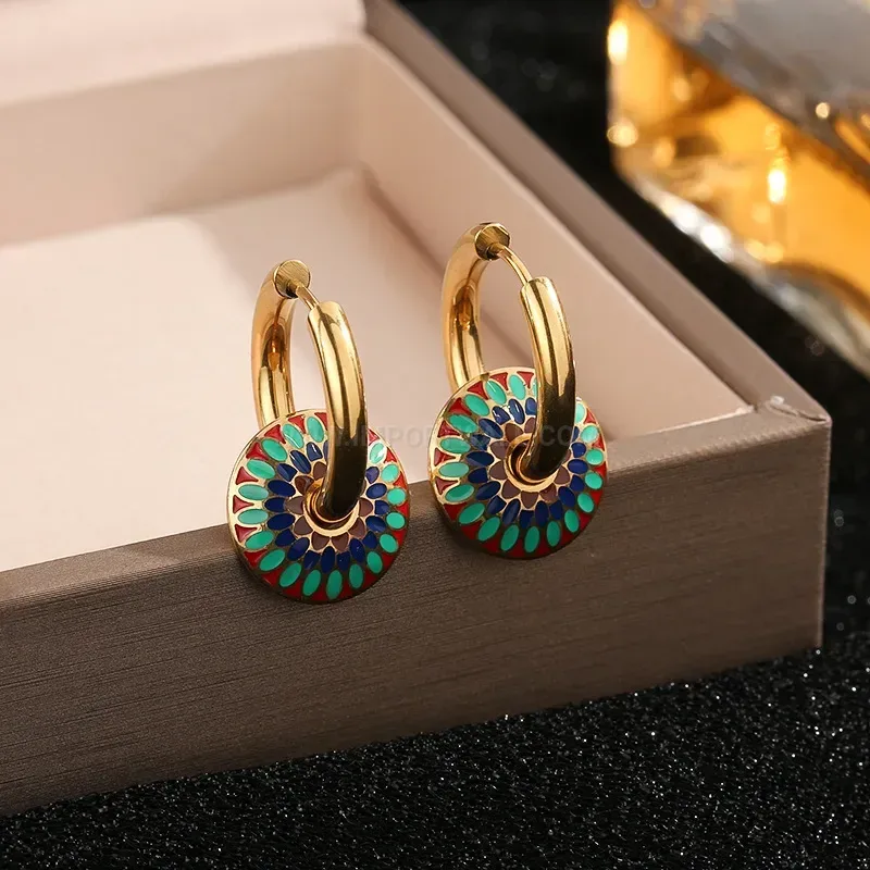 Bold Enameled Daisy Pattern Titanium Steel Jewelry Set